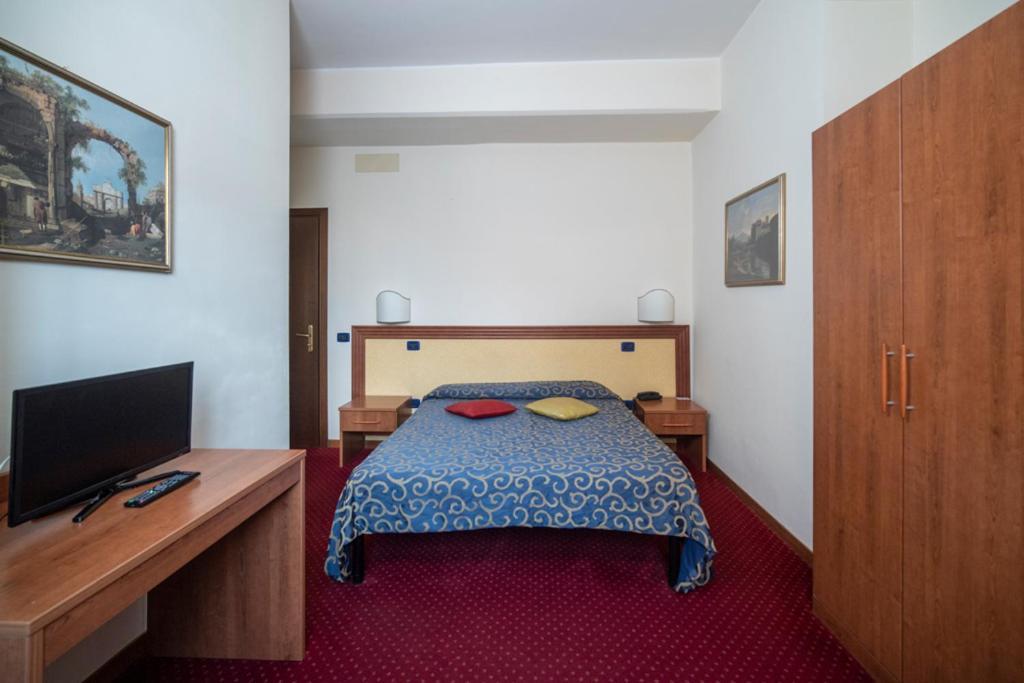 Hotel Italia & Lombardi Montefiascone Extérieur photo