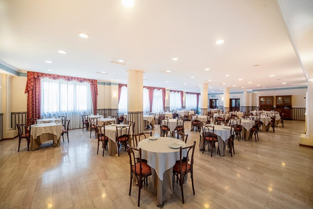 Hotel Italia & Lombardi Montefiascone Extérieur photo