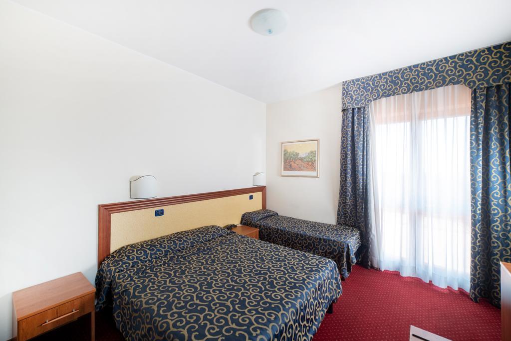 Hotel Italia & Lombardi Montefiascone Extérieur photo