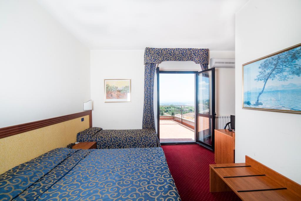 Hotel Italia & Lombardi Montefiascone Extérieur photo