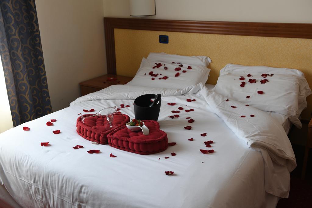 Hotel Italia & Lombardi Montefiascone Extérieur photo